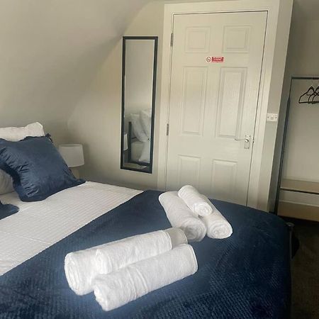 Fern House - By Shortstays4U 2 Bed House With Free Parking In The Town Centre คิงส์ลินน์ ภายนอก รูปภาพ
